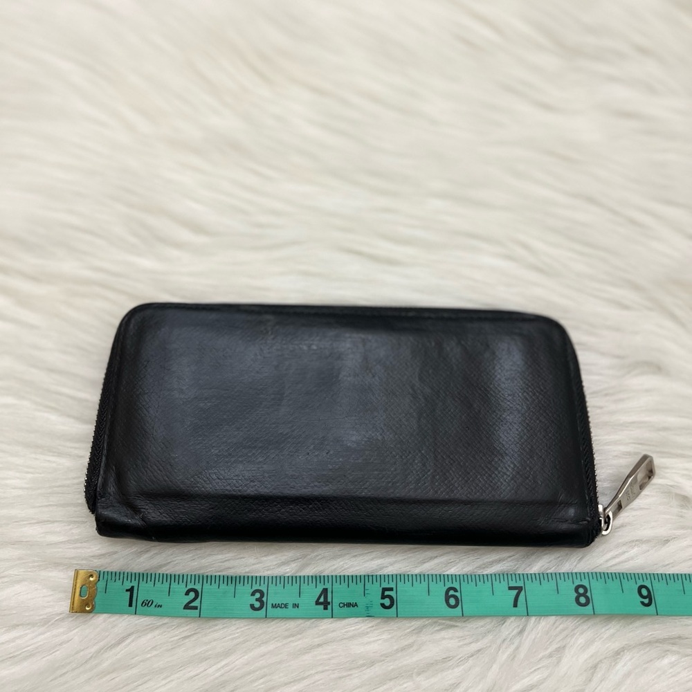 LOUIS VUITTON - BLACK TAIGA LEATHER LONG ZIP WALLET - Picture 9 of 10
